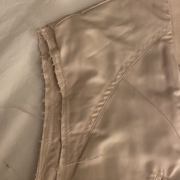 Zara Vest - Picture 4 of 6